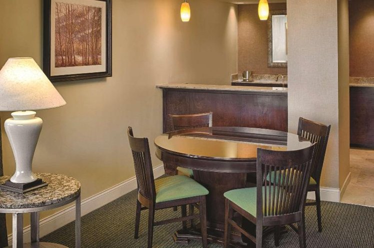 SUITE MOUNTAIN VIEW Room