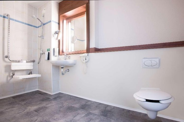 DOUBLE STANDARD Room