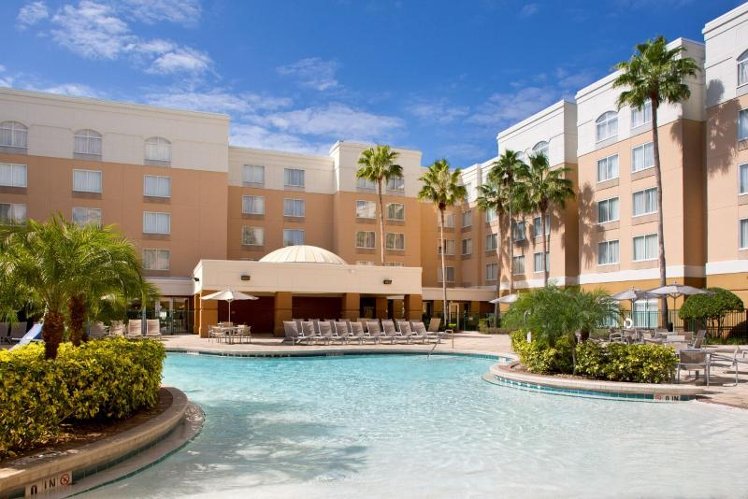 DOUBLE POOL VIEW Room