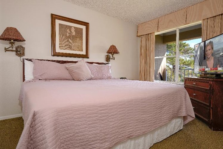 SUITE DELUXE ONE BEDROOM Room