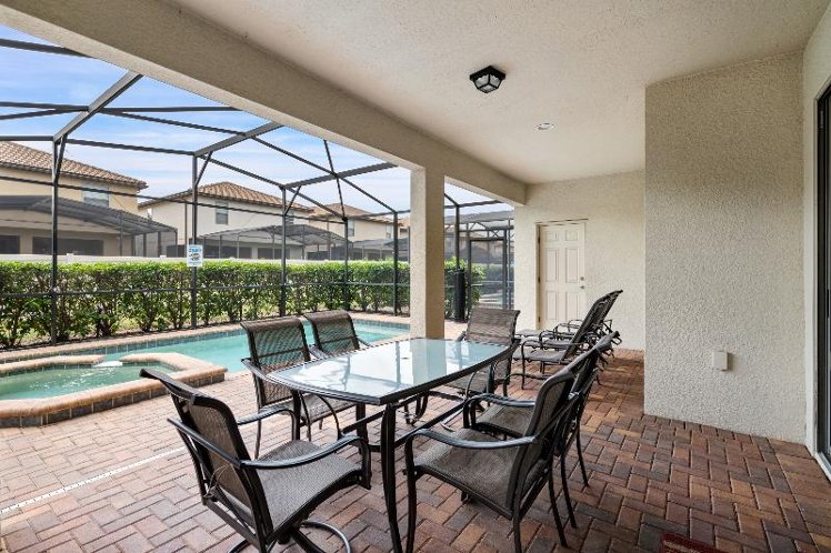 HOME FIVE BEDROOMS WITH PRIVATE POOL Room
