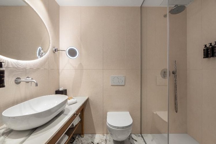 DOUBLE GRAND Room
