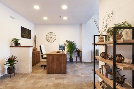 Charm Hotel