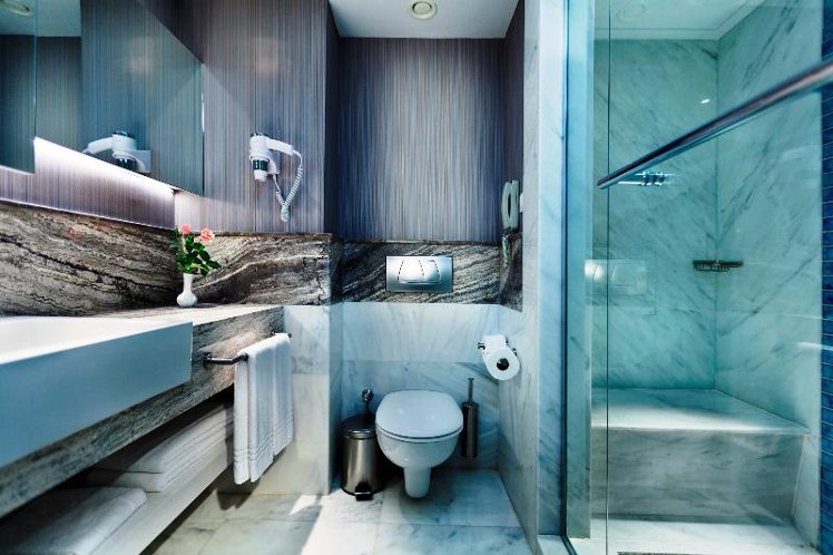 DOUBLE STANDARD Room