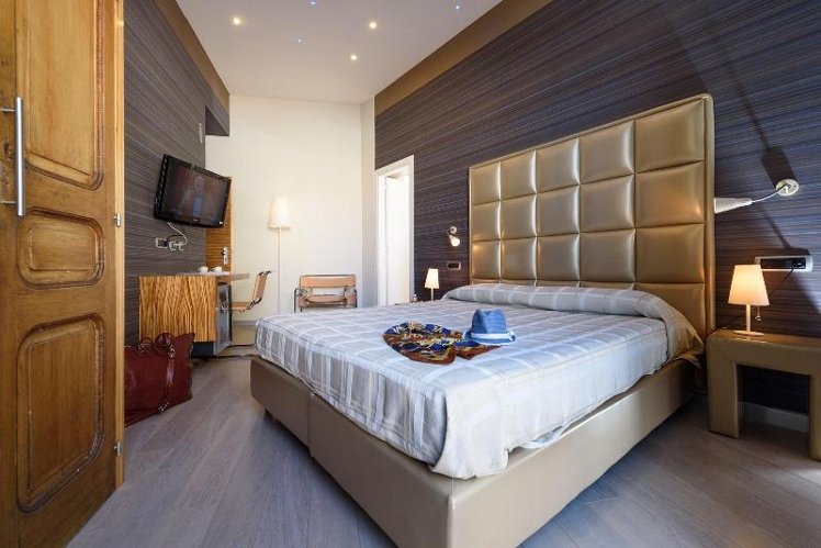 DOUBLE CLASSIC Room