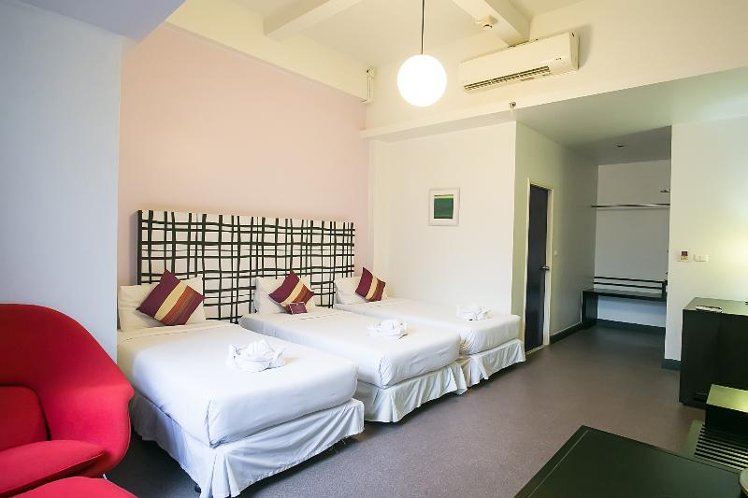 TRIPLE DELUXE Room