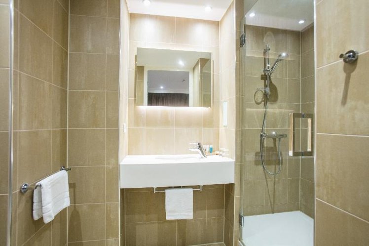 DOUBLE STANDARD Room
