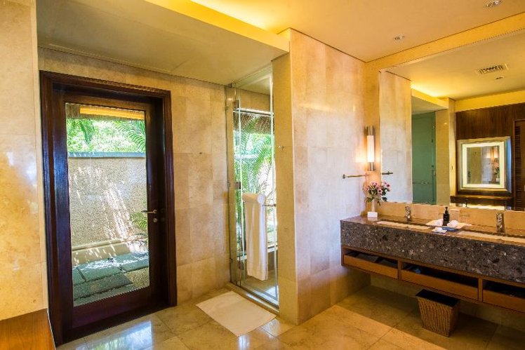 VILLA WITH PRIVATE POOL OCEAN VIEW Room