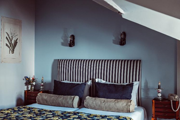 JUNIOR SUITE DELUXE Room