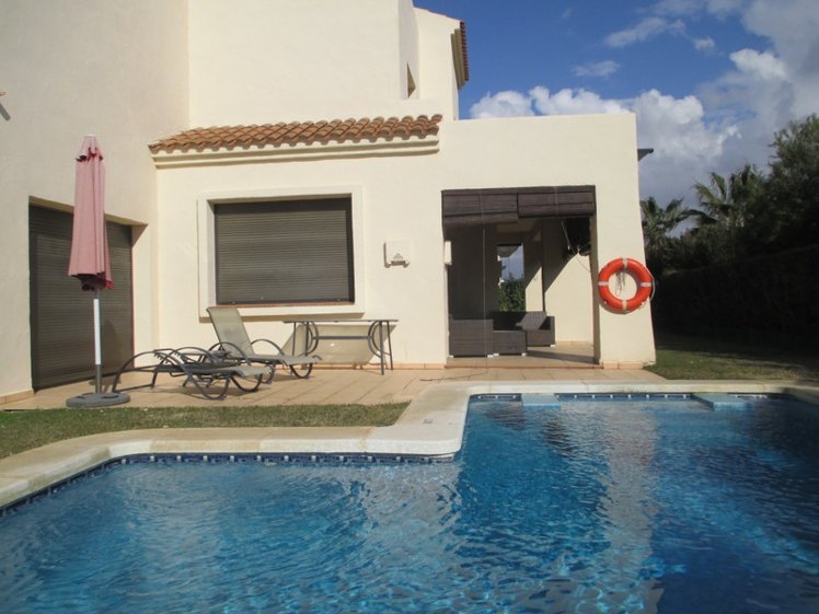 VILLA FOUR BEDROOMS WITH PRIVATE POOL Room