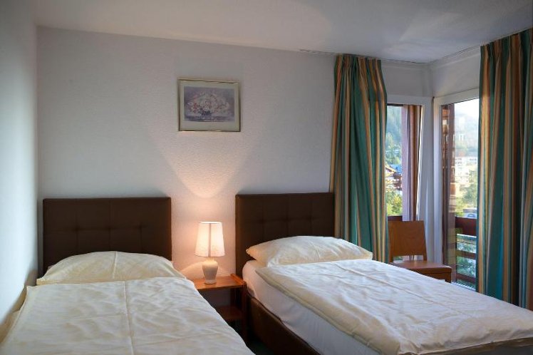 DOUBLE QUEEN BED TWO BEDROOMS Room
