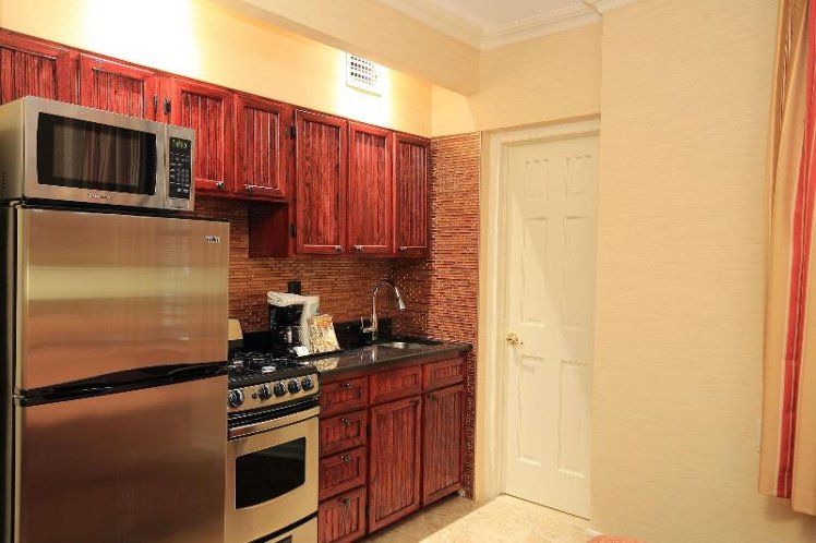 APARTMENT TWO QUEEN BEDS ONE BEDROOM Room
