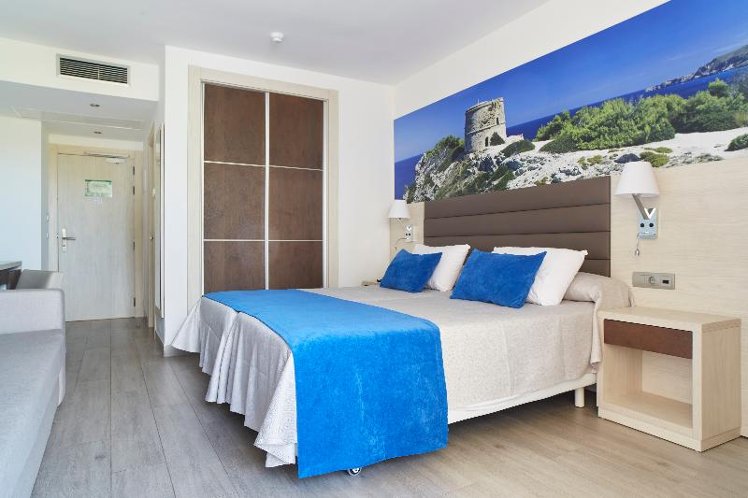 DOUBLE SUPERIOR Room