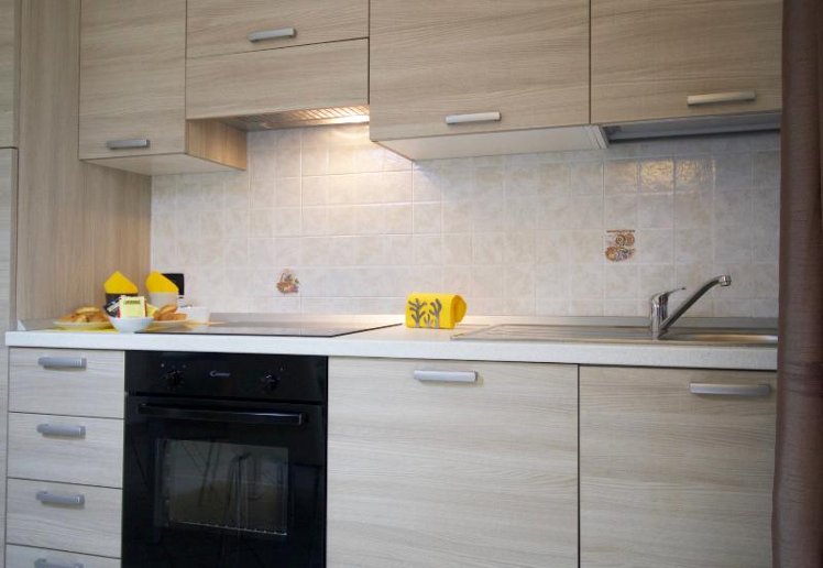 APARTMENT TWO BEDROOMS ONE BATHROOM Room