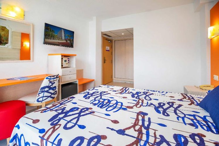 TWIN STANDARD Room