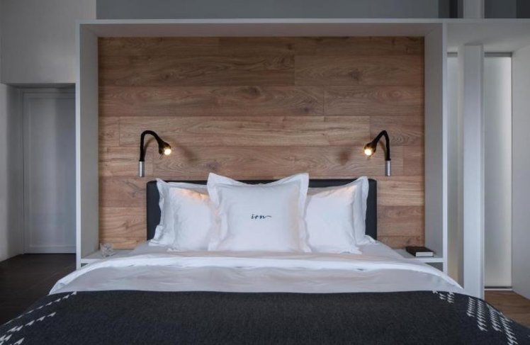 Ion City Hotel