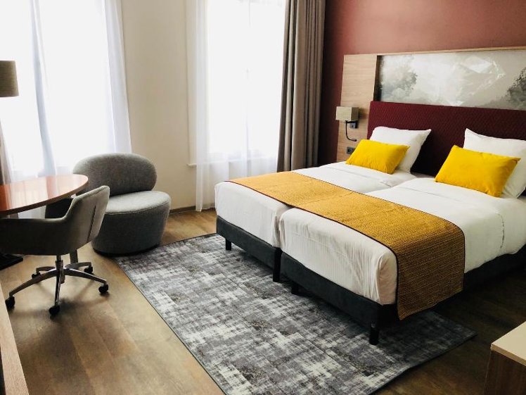 DOUBLE COMFORT Room