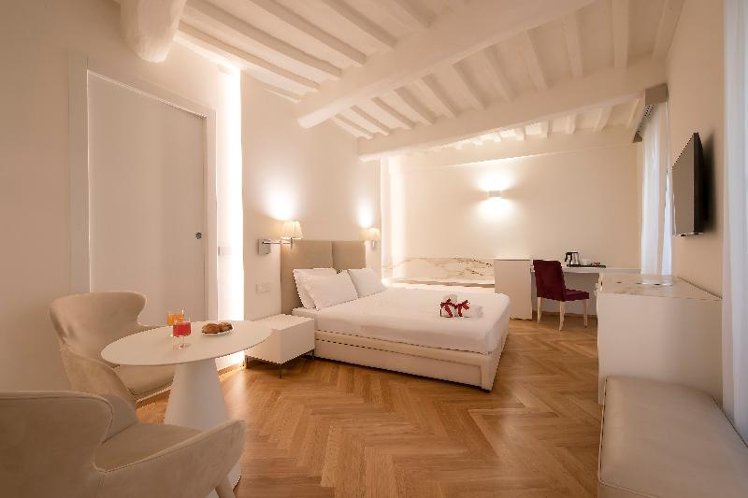 DOUBLE EXECUTIVE Room