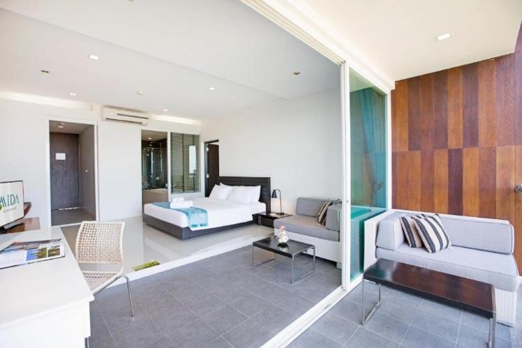 FAMILY ROOM CAPACITY 4 Room