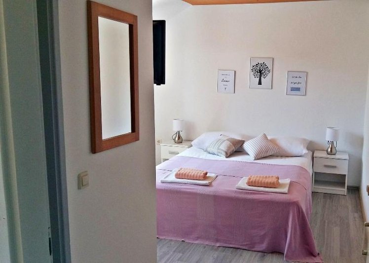 Apartments Karacic