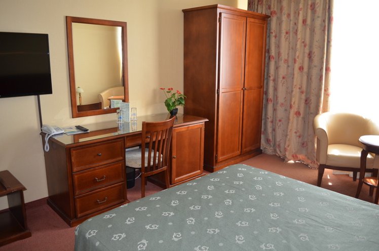 SINGLE STANDARD Room