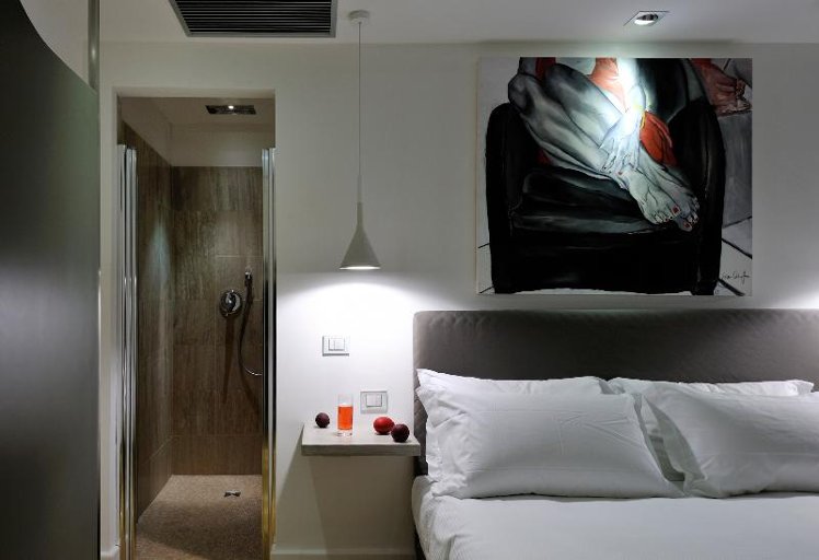 Double or Twin DELUXE Room
