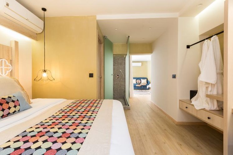 SUITE TWO BEDROOMS WITH TERRACE Room