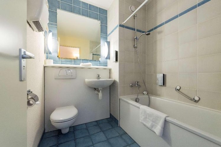 TWIN STANDARD Room
