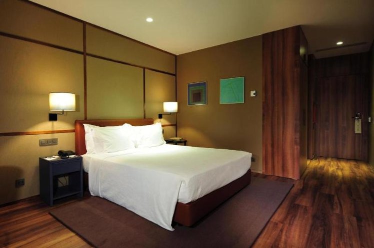 DOUBLE STANDARD Room