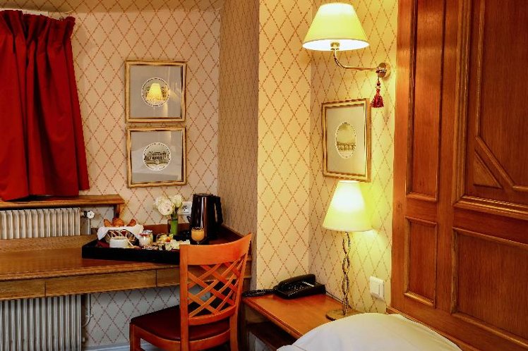 DOUBLE SUPERIOR Room
