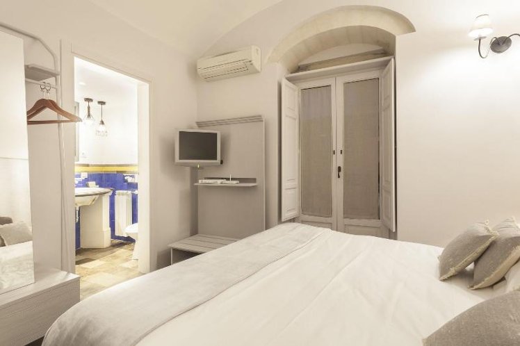 Locanda Don Serafino Historical Boutique Hotel