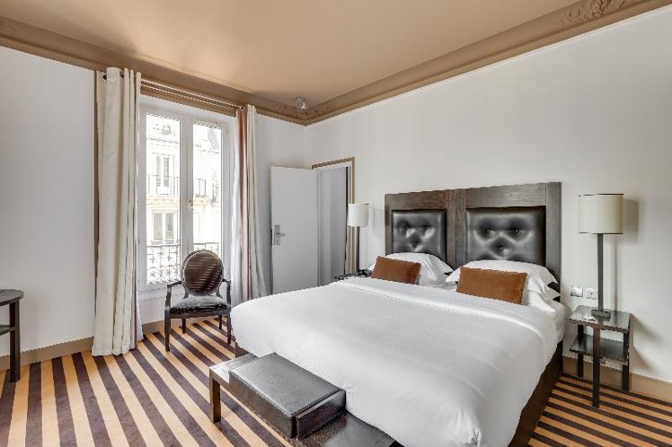 SUITE CAPACITY 4 Room
