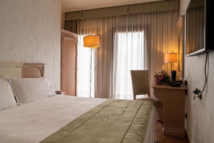 DOUBLE SINGLE USE CLASSIC Room