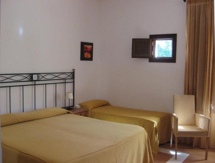 DOUBLE STANDARD Room