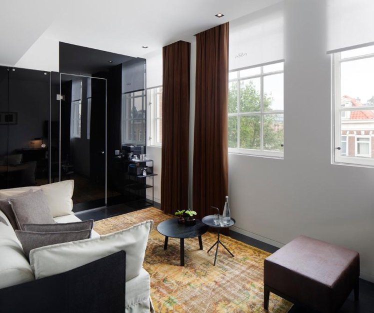 SUITE DELUXE Room