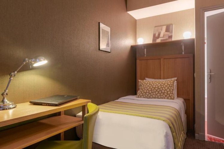 SINGLE STANDARD Room