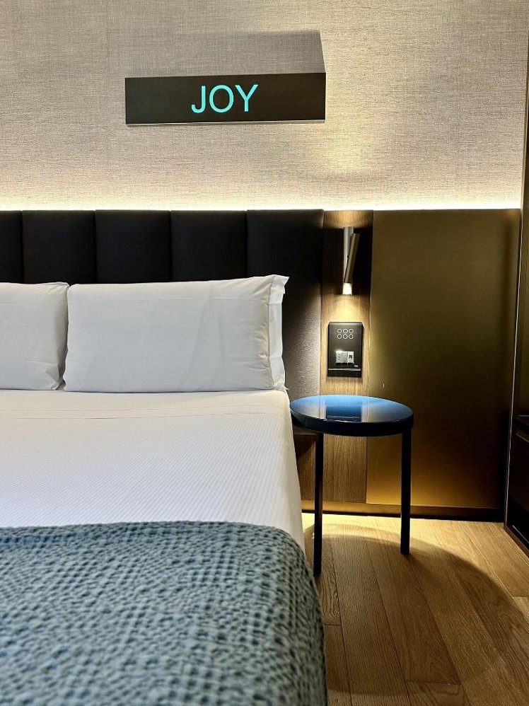 DOUBLE ECONOMY Room