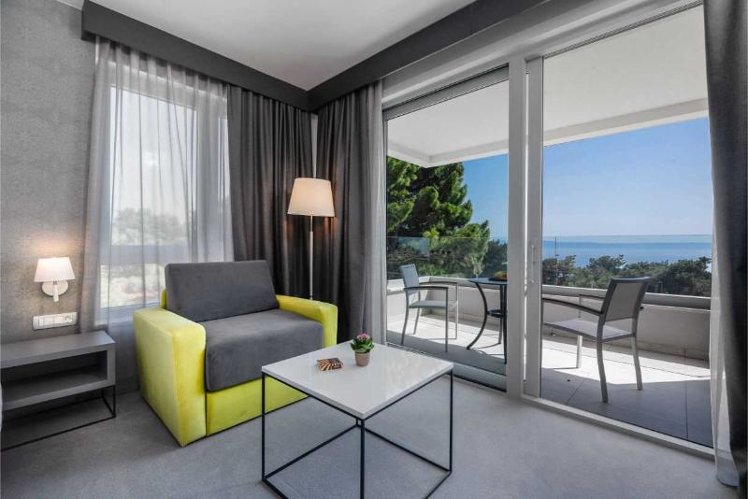 DOUBLE CLASSIC WITH BALCONY Room