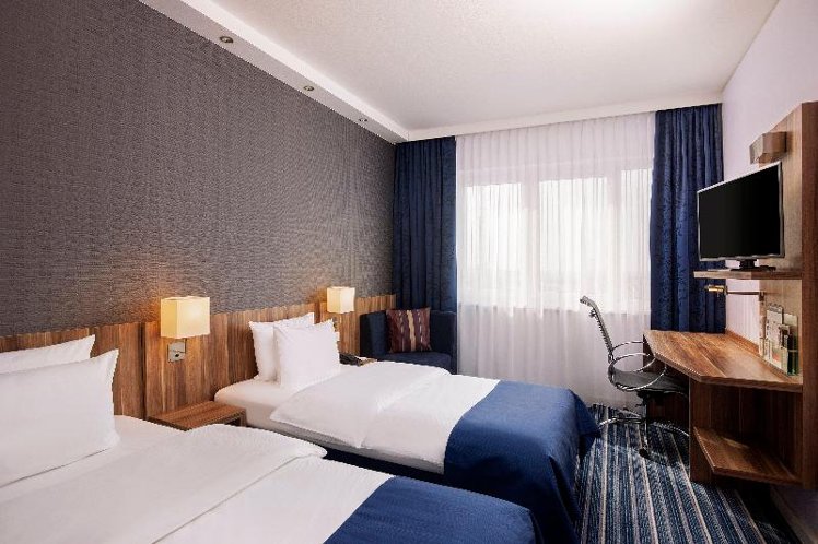 TWIN WITH VIEWS Room