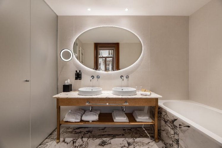 SUITE GRAND Room