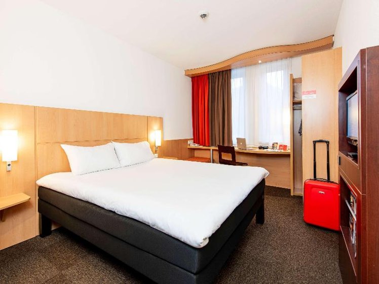 DOUBLE STANDARD Room
