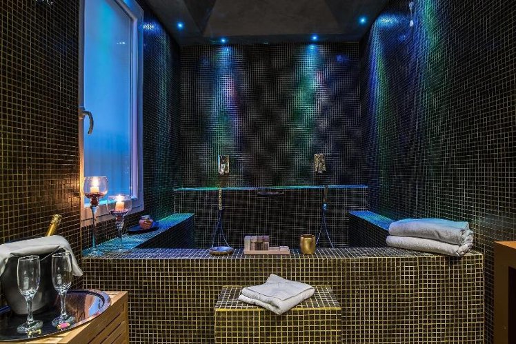 SUITE LUXURY Room