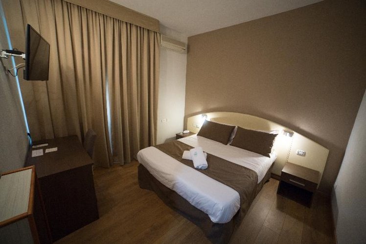 DOUBLE ECONOMY Room