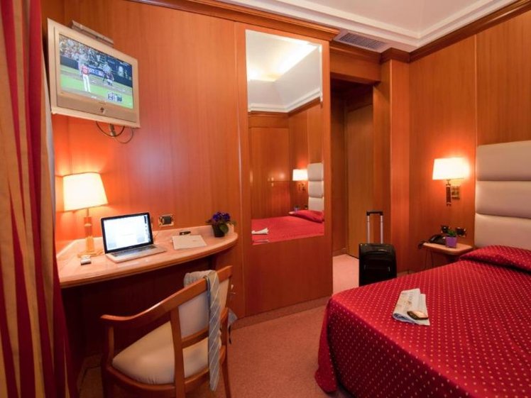 DOUBLE SINGLE USE ANNEX Room