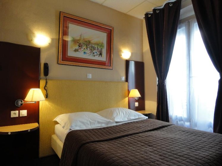 DOUBLE STANDARD Room