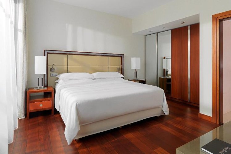 SUITE CLUB Room
