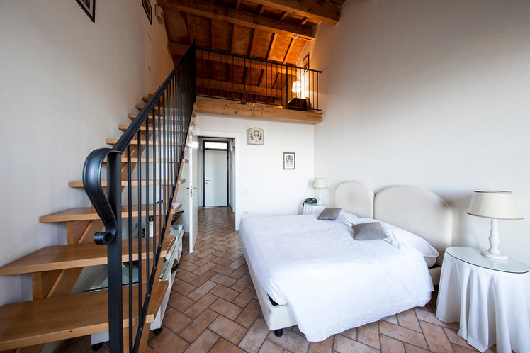 DOUBLE STANDARD Room