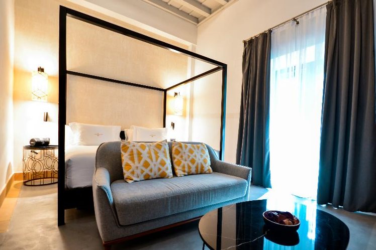 JUNIOR SUITE KING SIZE BED Room