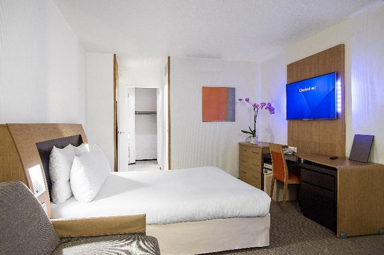 DOUBLE STANDARD Room