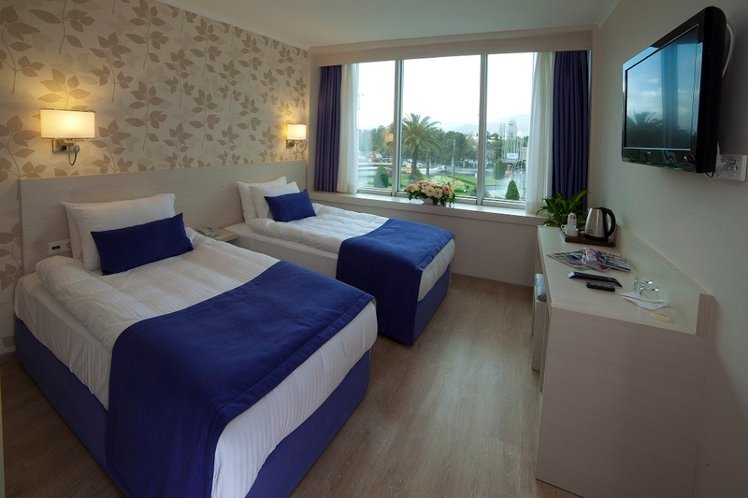 DOUBLE SUPERIOR Room